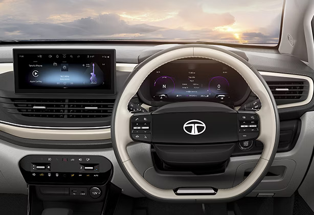 Tata Altroz Facelift 2025- Steering Wheel